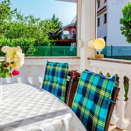 Apartment Kaja *